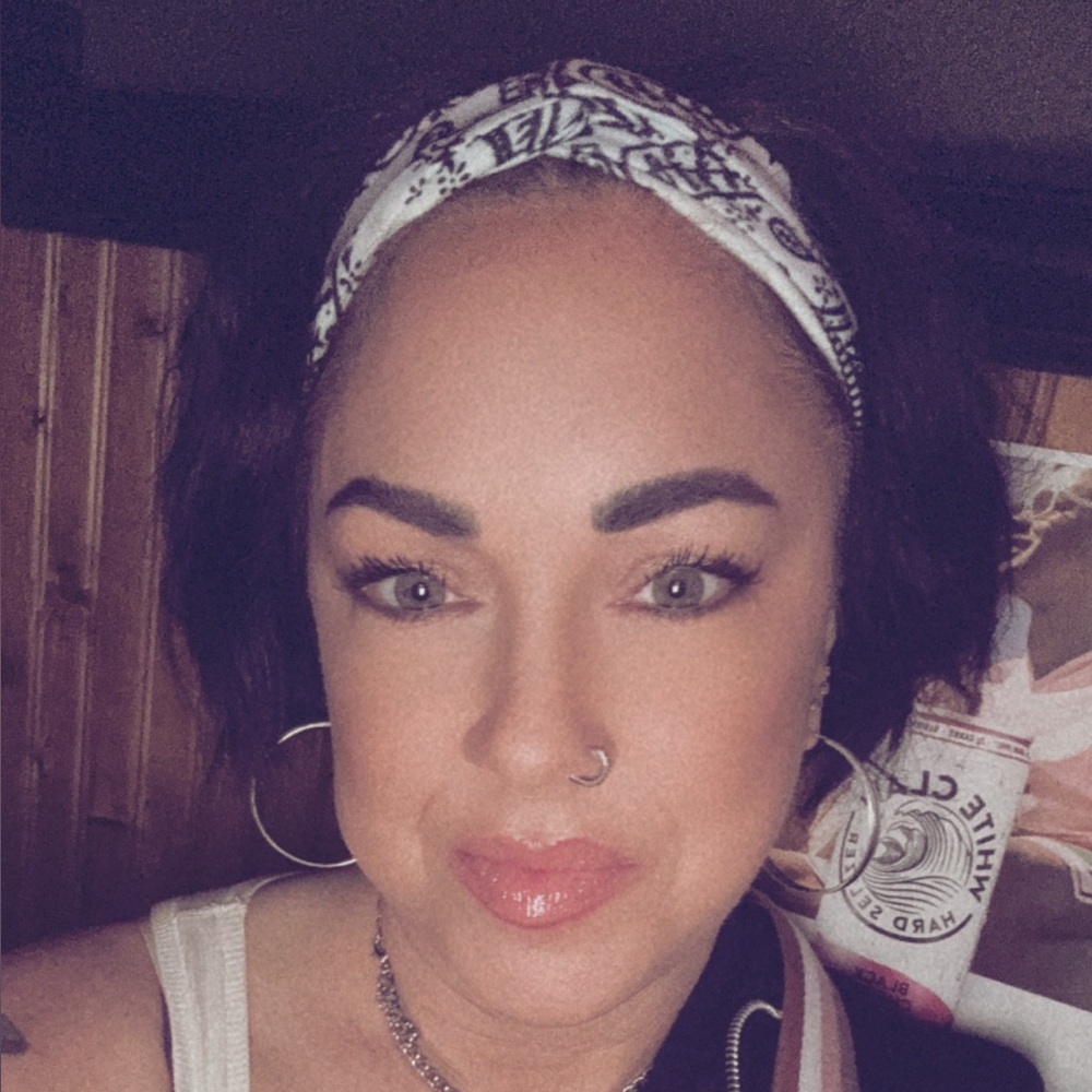 Meet your Posher, Renee